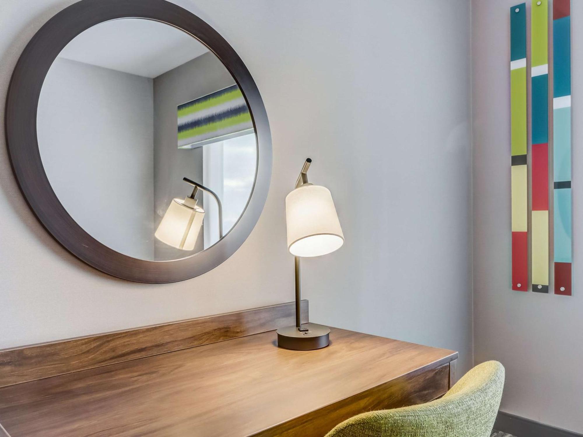 Hampton & Midtown Rookwood 3*