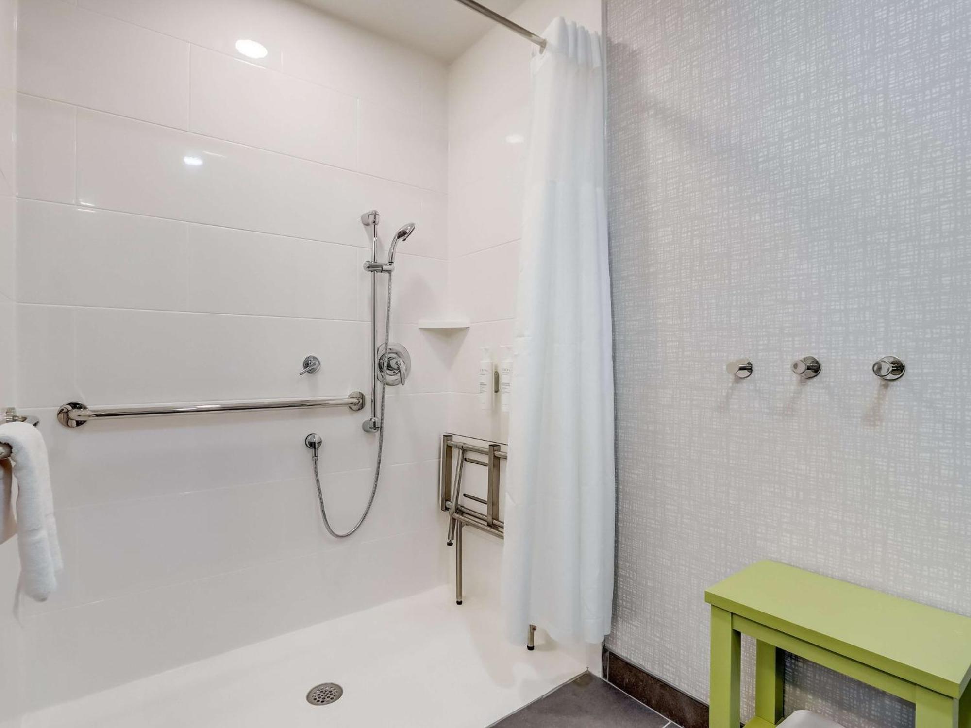 Hampton & Midtown Rookwood