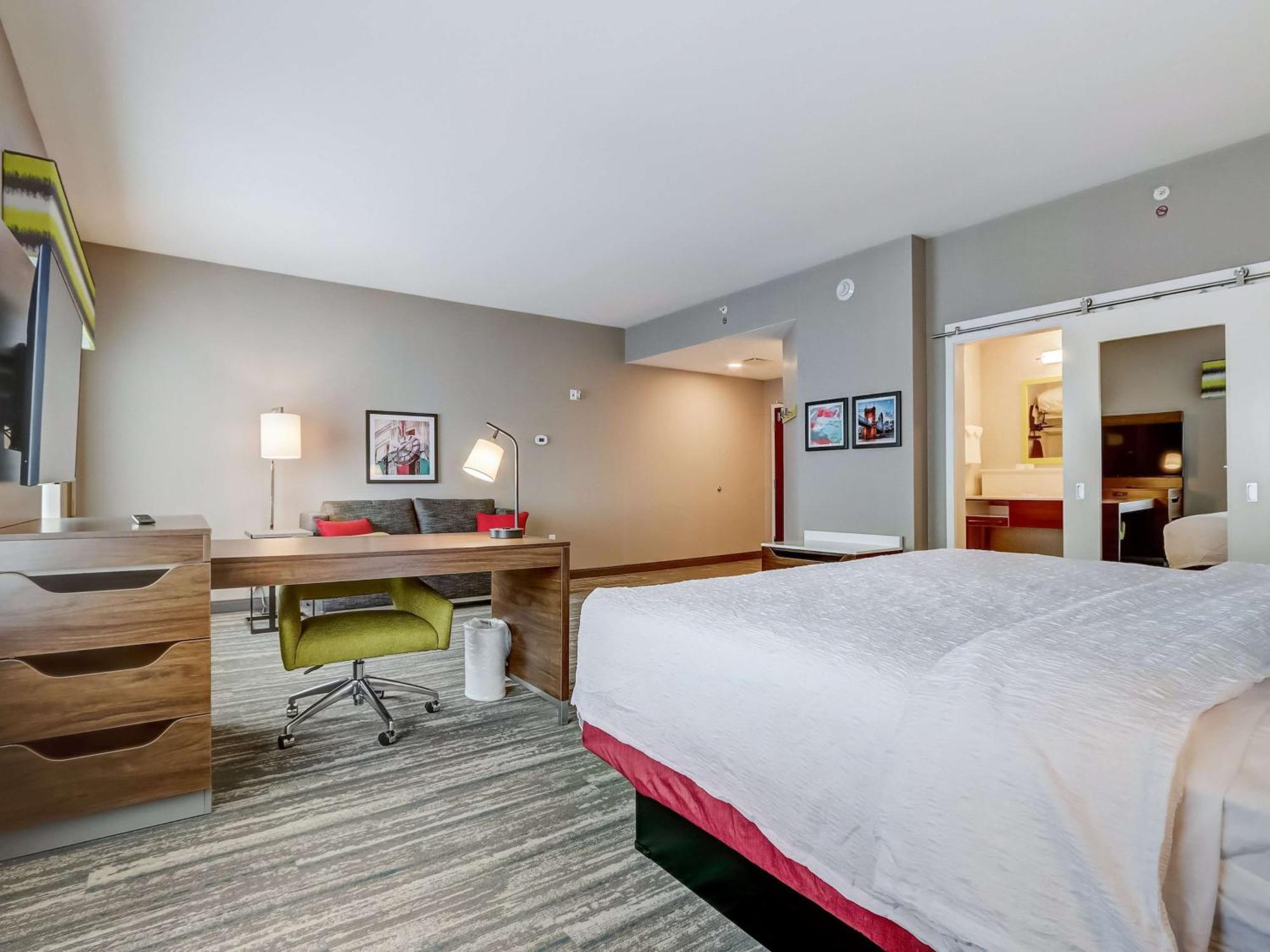 Hampton & Midtown Rookwood Hotel 3*