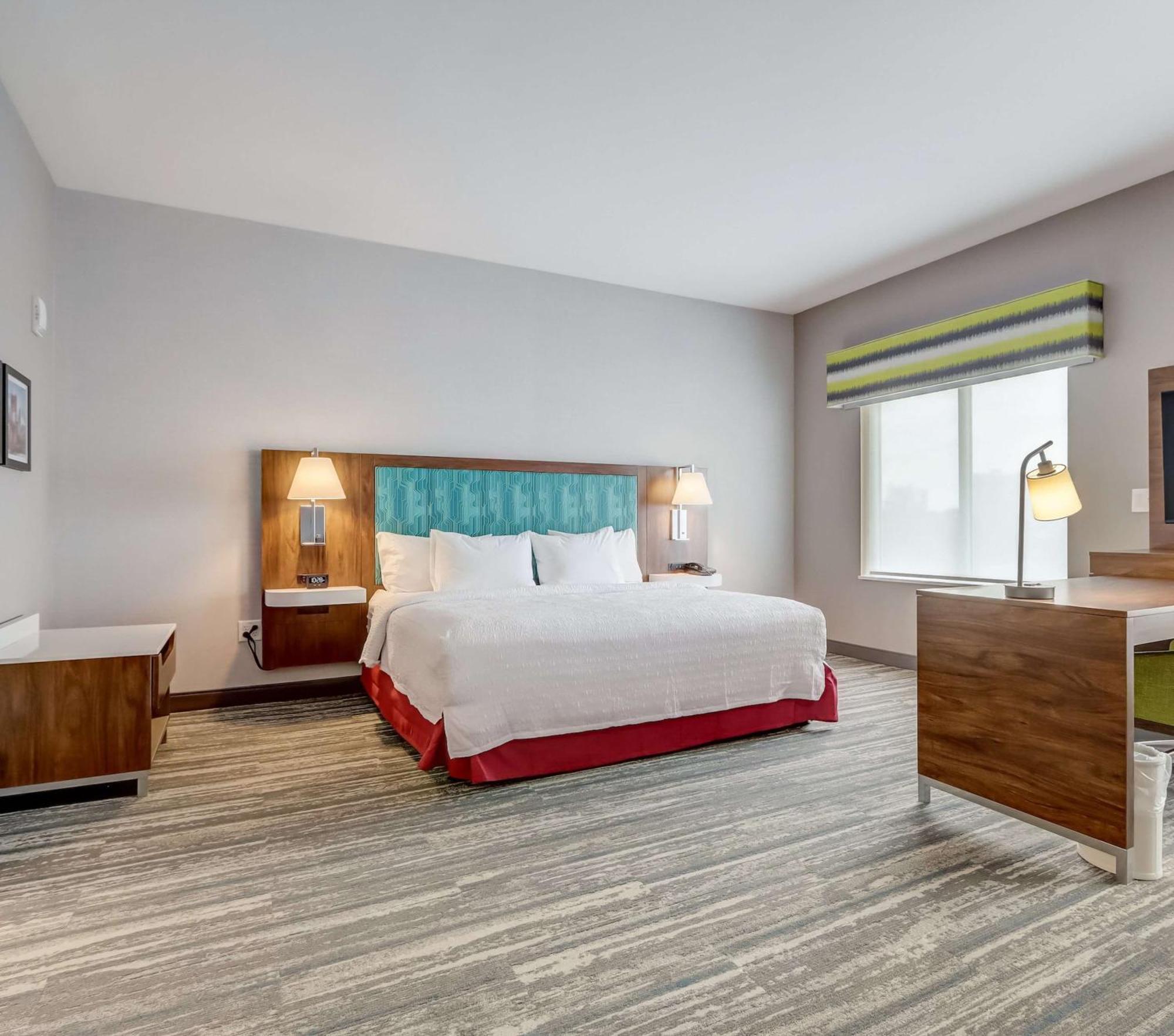 Hampton & Midtown Rookwood Hotel Cincinnati